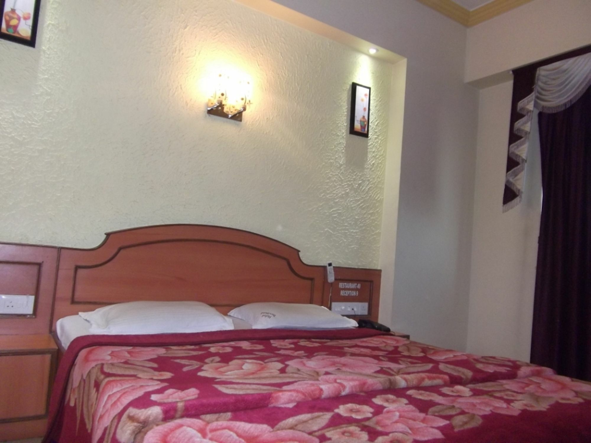 Hotel Ravikant Pune Exterior foto